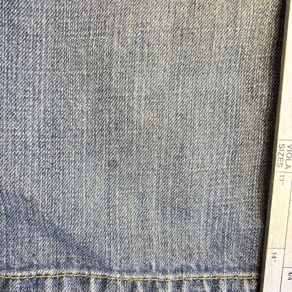 Levi's 569 Blue Medium Wash Loose Straight Leg 11.5" Inseam Denim Jorts Size 38 - Picture 13 of 13